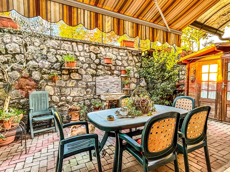 Trilocale in Vendita a Torre Cajetani, 90'000€, 98 m²