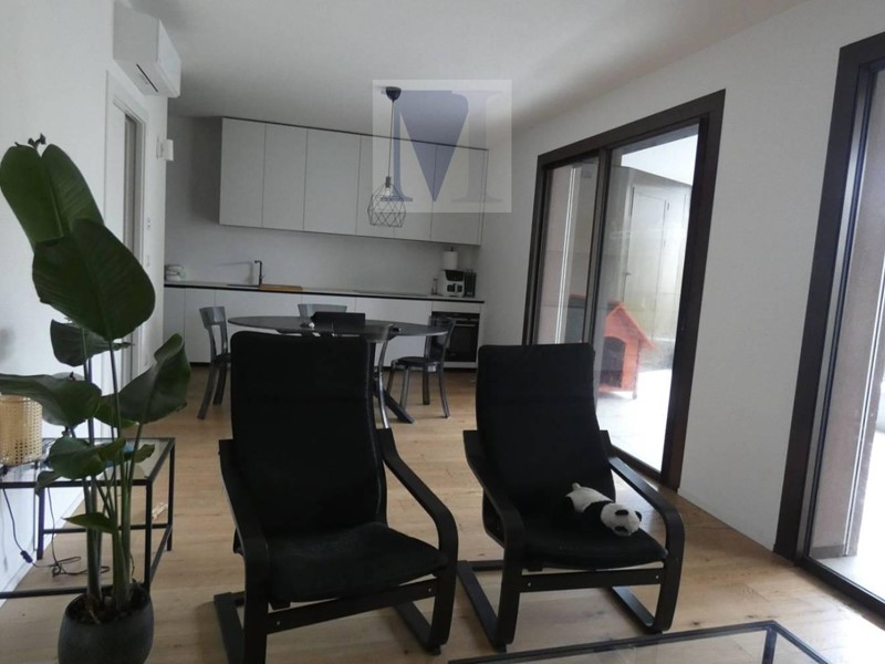 Trilocale in Vendita a Padova, 395'000€, 120 m², arredato