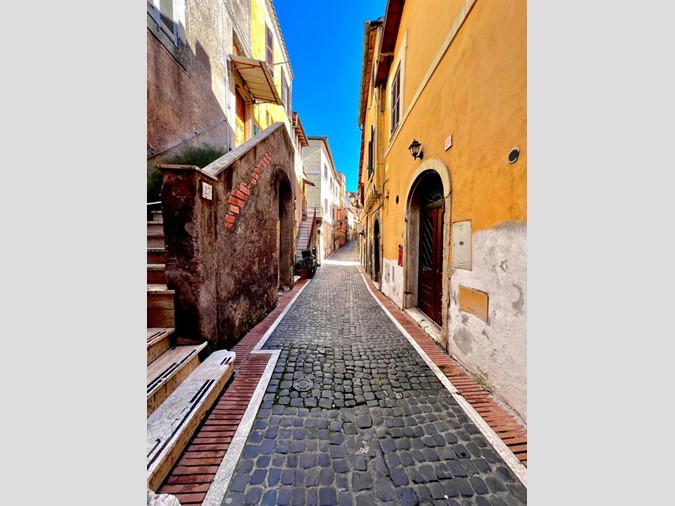 Quadrilocale in Vendita a Monterotondo, 169'000€, 120 m²