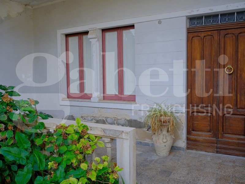 Casa Indipendente in Vendita a Terralba, 170'000€, 250 m²