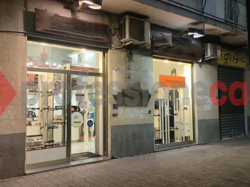 Negozio in Affitto a Salerno, 1'650&euro;, 40 m²