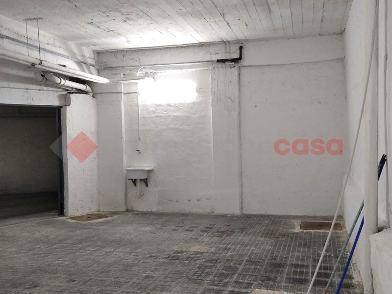 Box in Affitto a Napoli, 400&euro;, 40 m²