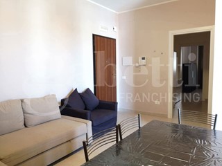 Trilocale in Affitto a Siracusa, 790€, 80 m², arredato