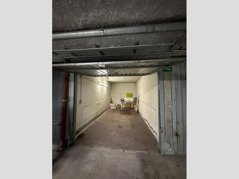 Box in Vendita a Cinisello Balsamo, 18'000€, 17 m²