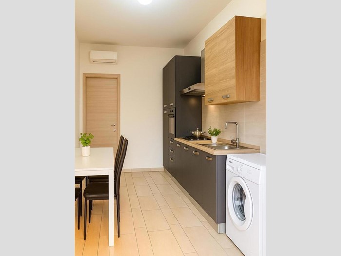 Appartamento in Vendita a Napoli, 180'000&euro;, 100 m²