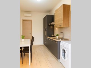 Appartamento in Vendita a Napoli, 180'000&euro;, 100 m²