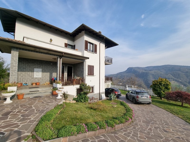 Quadrilocale in Affitto a Casto, 550€, 110 m²