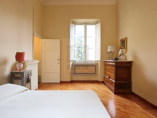 Appartamento in Vendita a Lucca, zona Centro storico, 925'000&euro;, 260 m²