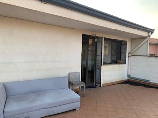 Casa Indipendente in Vendita a Tremestieri Etneo, 155'000€, 80 m², con Box