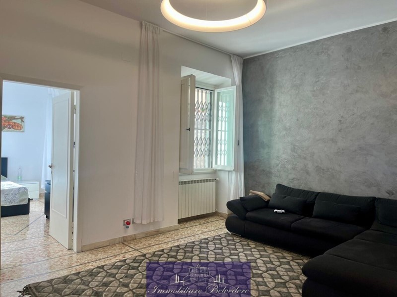 Appartamento in Vendita a Firenze, zona Statuto, 410'000€, 135 m²