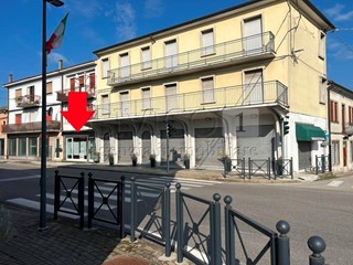 Immobile commerciale in Affitto a Nanto, 280€, 40 m²