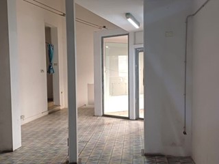 Immobile commerciale in Vendita a Bologna, 260'000€, 143 m²