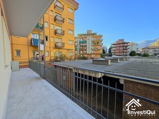 Trilocale in Vendita a Borghetto Santo Spirito, 245'000€, 65 m², arredato, con Box