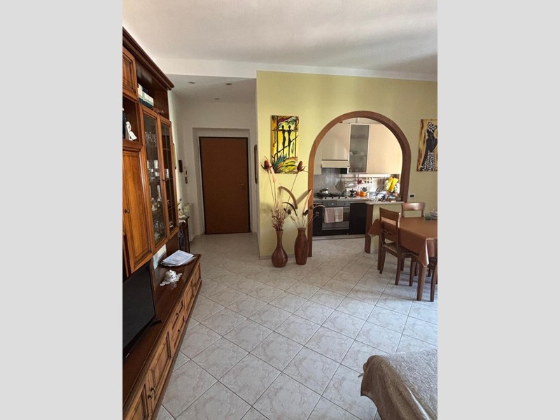 Quadrilocale in Vendita a La Spezia, zona Melara, 140'000€, 79 m²