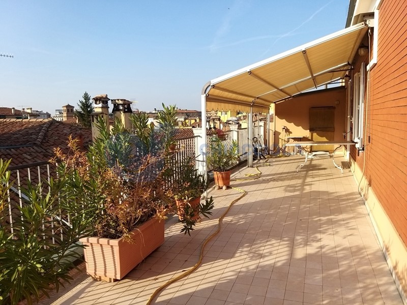 Trilocale in Affitto a Bologna, zona 15.Malpighi, 1'400&euro;, 75 m², arredato