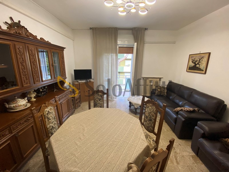 Appartamento in Affitto a Rimini, zona San Giuliano Mare, 960&euro;, 90 m², arredato