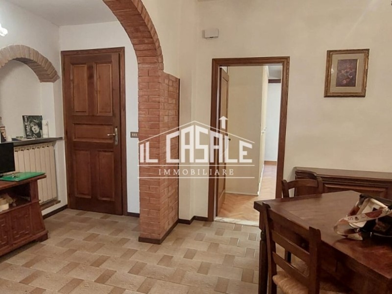 Quadrilocale in Vendita a Dicomano, 130'000€, 60 m², con Box