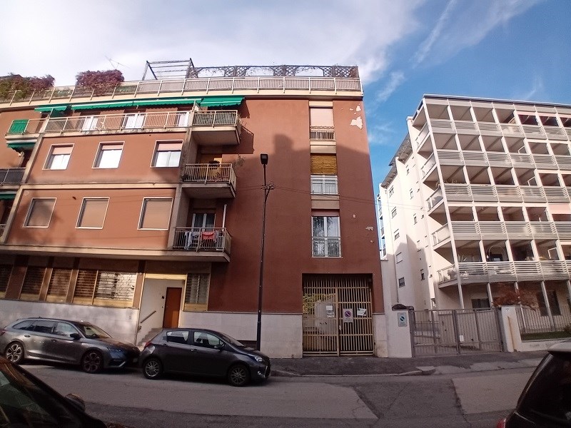 Box in Vendita a Milano, zona Via privata Urbino, 12, 20161 Milano , 19'500&euro;, 16 m²