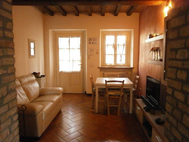 Casa Semi Indipendente in Vendita a Parma, 158'000€, 70 m²