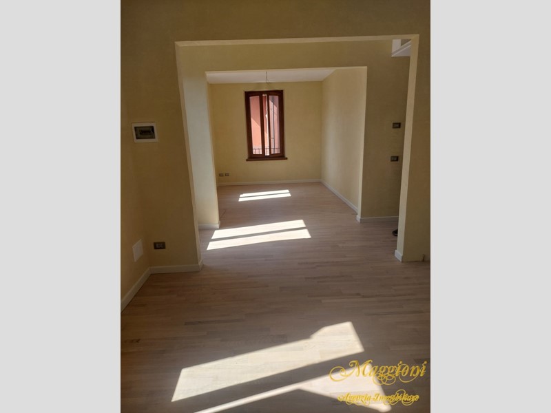 Trilocale in Vendita a Parma, 205'000€, 115 m²