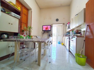 Bilocale in Vendita a Mariglianella, 70'000&euro;, 85 m²