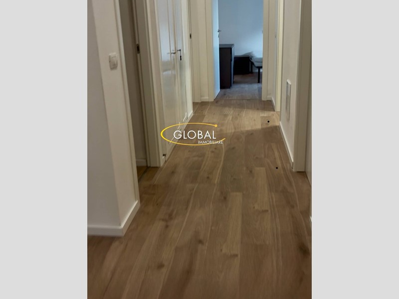 Quadrilocale in Vendita a Ancona, 174'000€, 120 m²