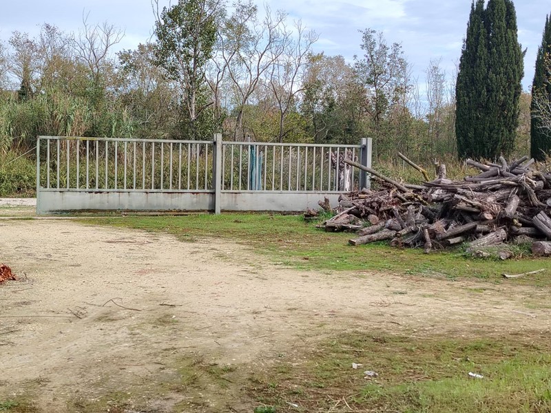 Terreno agricolo in Vendita a Collecorvino, 250'000€, 35000 m²