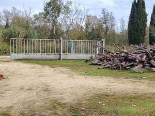 Terreno agricolo in Vendita a Collecorvino, 250'000€, 35000 m²