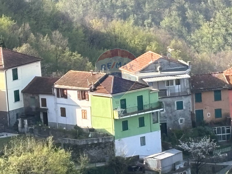 Casa Semi Indipendente in Vendita a Bargagli, 68'000&euro;, 70 m²