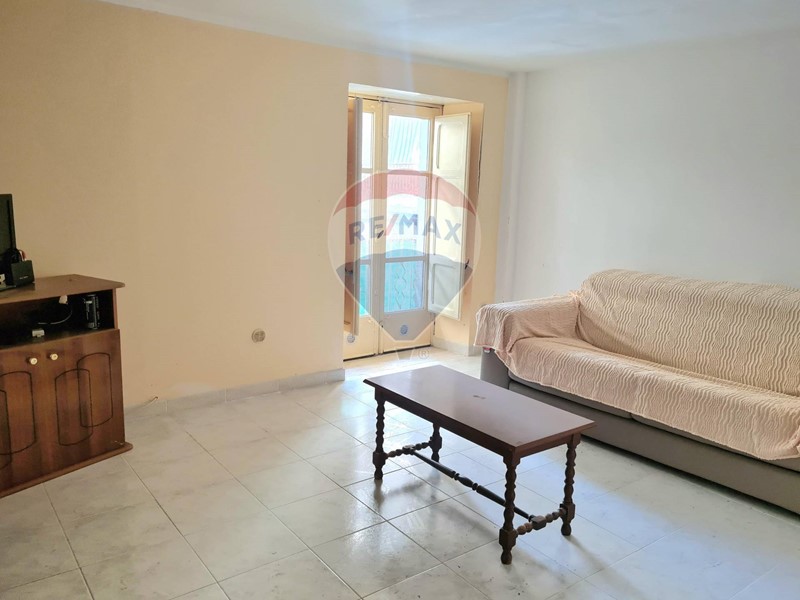 Casa Indipendente in Vendita a Lentini, 45'000€, 120 m²