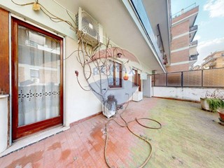 Trilocale in Vendita a Roma, 269'000€, 100 m²