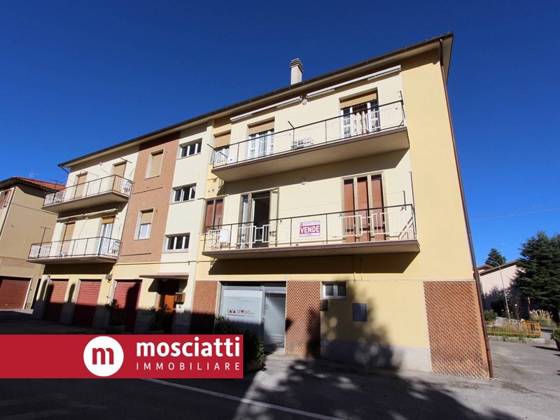 Appartamento in Vendita a Matelica, 72'000&euro;, 90 m²