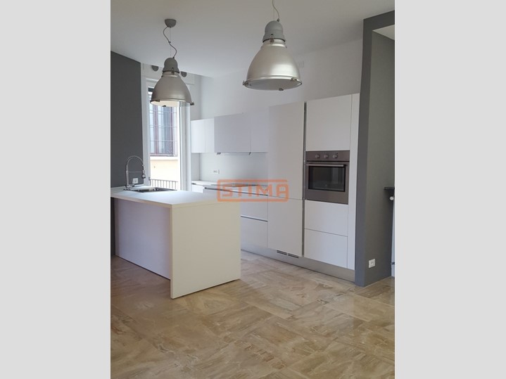 Appartamento in Affitto a Treviso, 1'350€, 135 m²