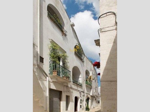 Appartamento in Vendita a Cisternino, 295'000€, 168 m²