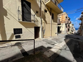 Bilocale in Vendita a Castellammare del Golfo, 43'000€, 38 m²