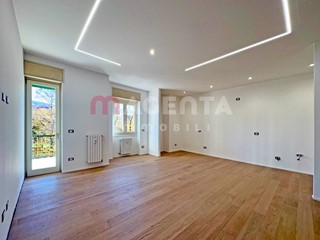 Quadrilocale in Vendita a Brescia, 385'000€, 150 m²