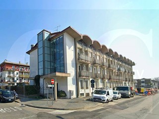 Monolocale in Vendita a Trezzano sul Naviglio, 125'000&euro;, 59 m²