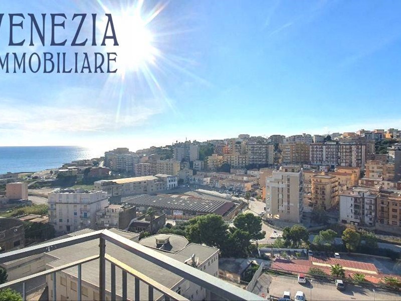 Quadrilocale in Vendita a Sciacca, 225'000€, 150 m²