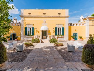 Villa in Vendita a Molfetta, 2'740'000€, 526 m²