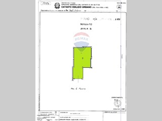 Magazzino in Vendita a Aci Sant'Antonio, 43'000€, 108 m²