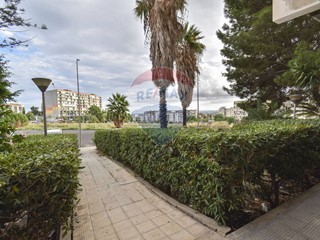 Quadrilocale in Vendita a Catania, 93'000&euro;, 120 m²