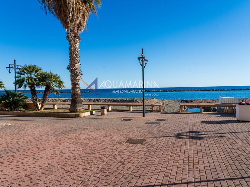 Trilocale in Vendita a San Bartolomeo al Mare, 255'000€, 70 m²