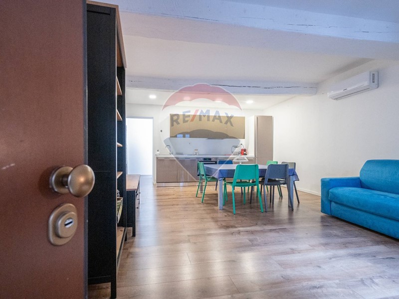 Bilocale in Vendita a Parma, 175'000€, 72 m²