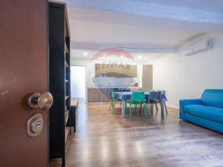 Bilocale in Vendita a Parma, 175'000€, 72 m²