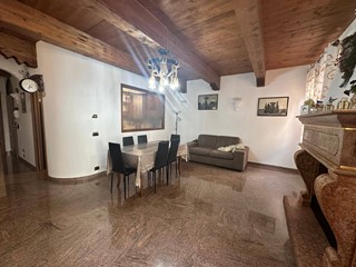 Quadrilocale in Vendita a Mirandola, 125'000€, 115 m²