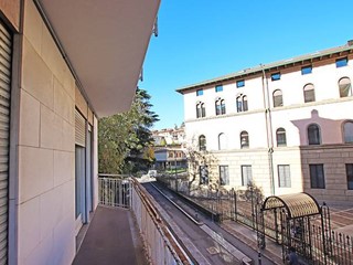 Trilocale in Vendita a Bergamo, 375'000€, 75 m²