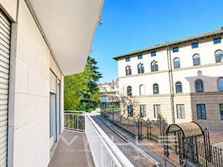 Trilocale in Vendita a Bergamo, 355'000&euro;, 75 m²