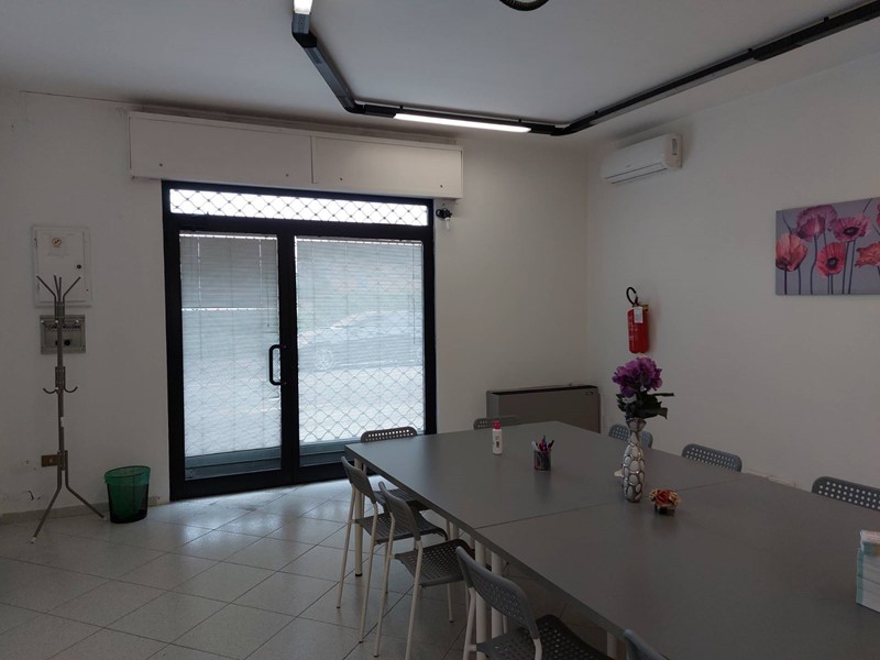 Immobile commerciale in Affitto a Ferrara, 650&euro;, 70 m²