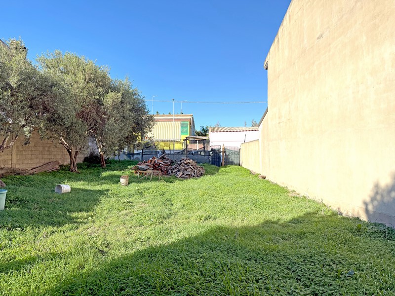 Terreno edificabile in Vendita a Sanluri, 55'000€, 350 m²