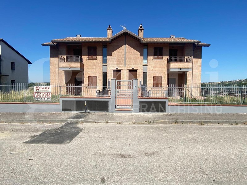 Trilocale in Vendita a Assisi, 195'000€, 107 m²